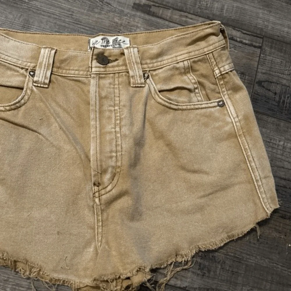 We the Free Womens Brown Booty Shorts Size 26 Raw Hem Cotton 1